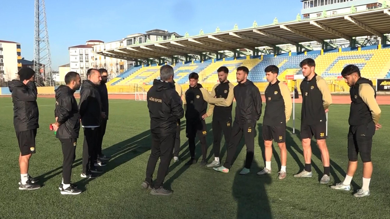 Bahis soruşturması takımı dağıttı: 17 oyuncu gitti, kadroda 7 futbolcu kaldı!