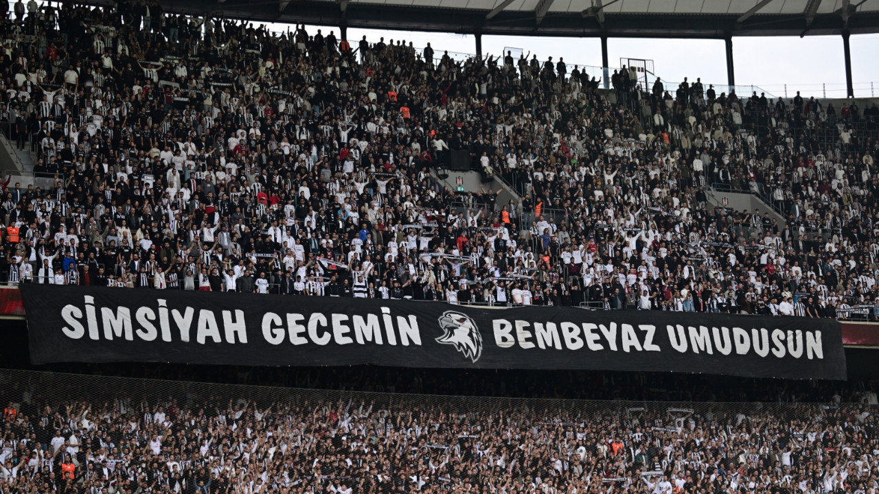 Beşiktaş taraftarından 'istifa' tezahüratı