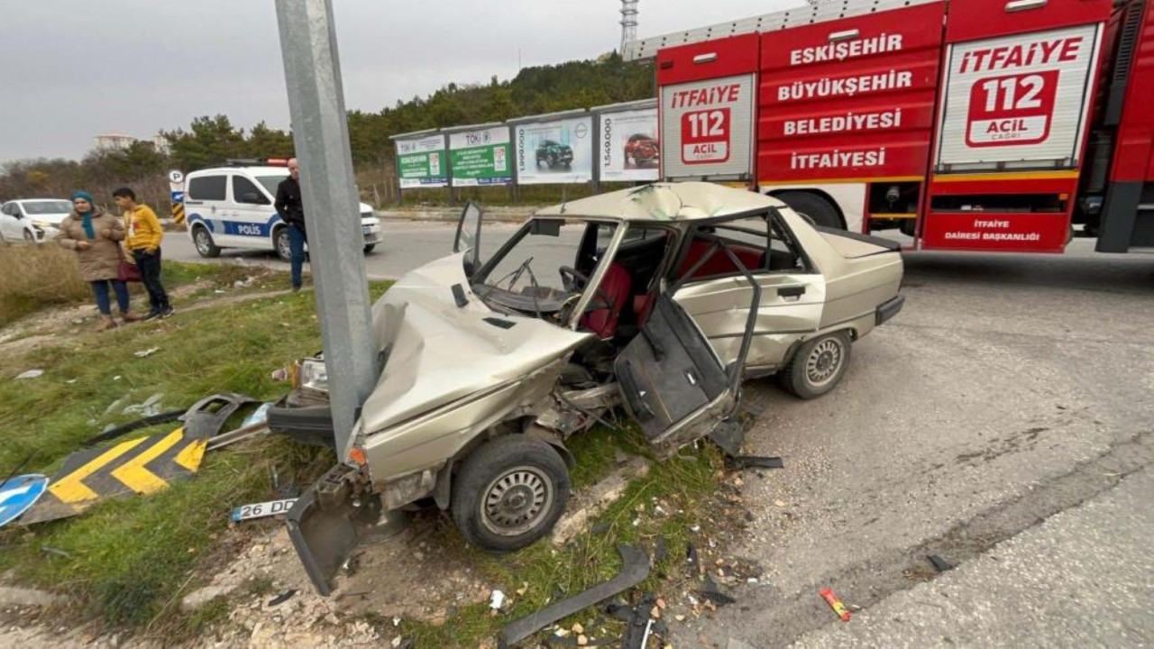 Eskişehir'de feci kaza: 2 ağır yaralı