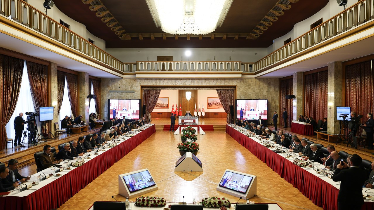 Komisyonda anlattı: Her şey tiyatro, PKK yok olmadı, kimse memnun değil