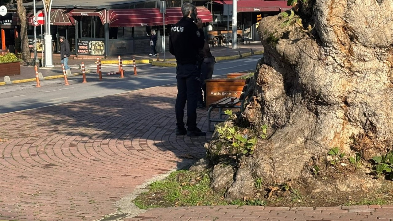 Dur ihtarına uymadı, polis tarafından vuruldu