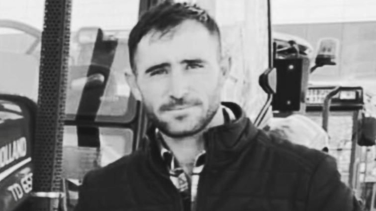 Ekili arazisinden hayvanlarını geçiren çobanı öldürdü