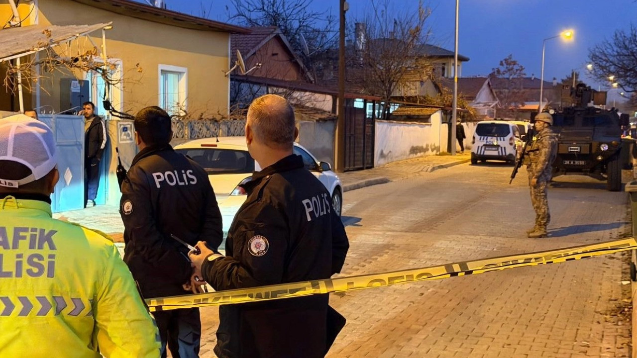 Evde dehşet! Baba, oğlunu vurup intihar etti