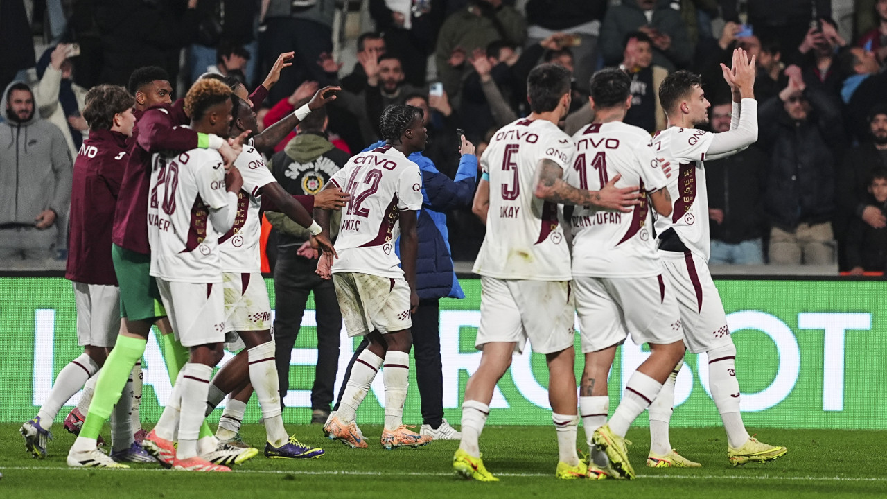 Trabzon, puanları İstanbul takımlarından topladı!