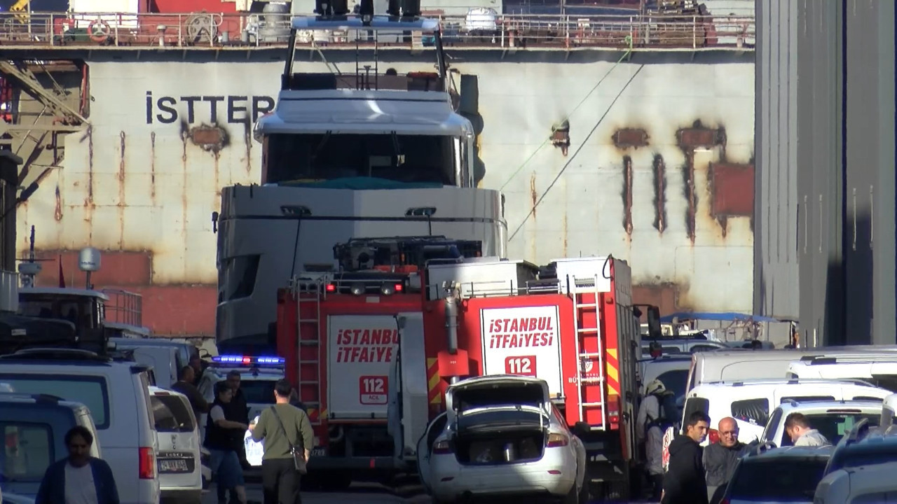 Tuzla’da üretim tesisinde korkutan yangın! İşçiler son anda tahliye edildi