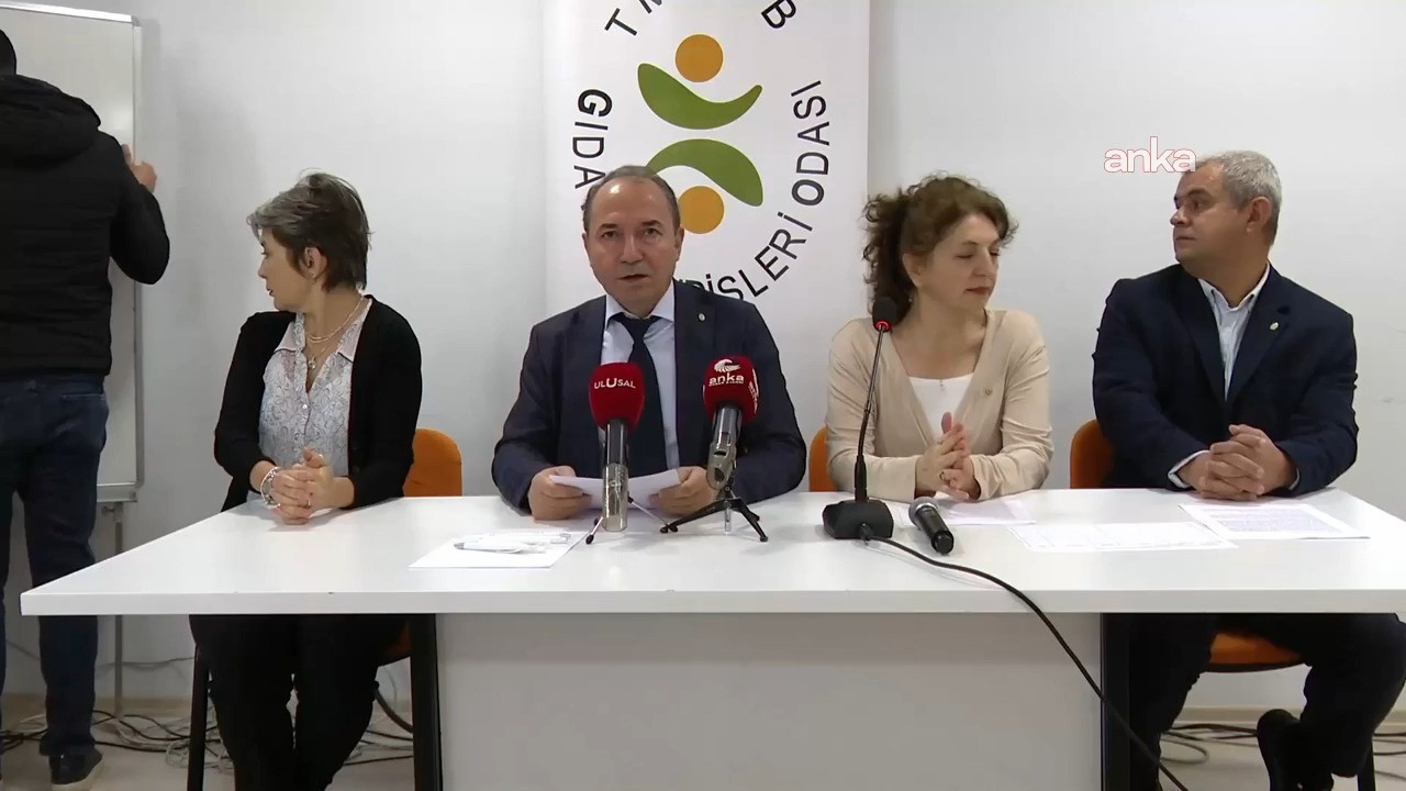 Üç haftada 750'den fazla kişi gıdadan zehirlendi