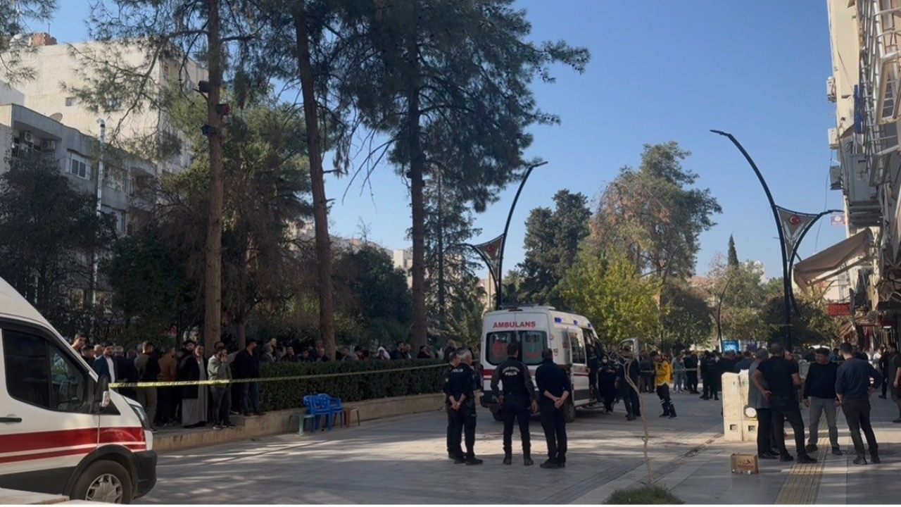 Kuyumcular arasında bıçaklı kavga: 1 ölü