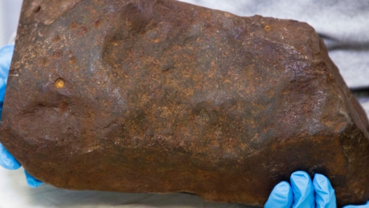 Altın sandığı taş çok daha değerli çıktı