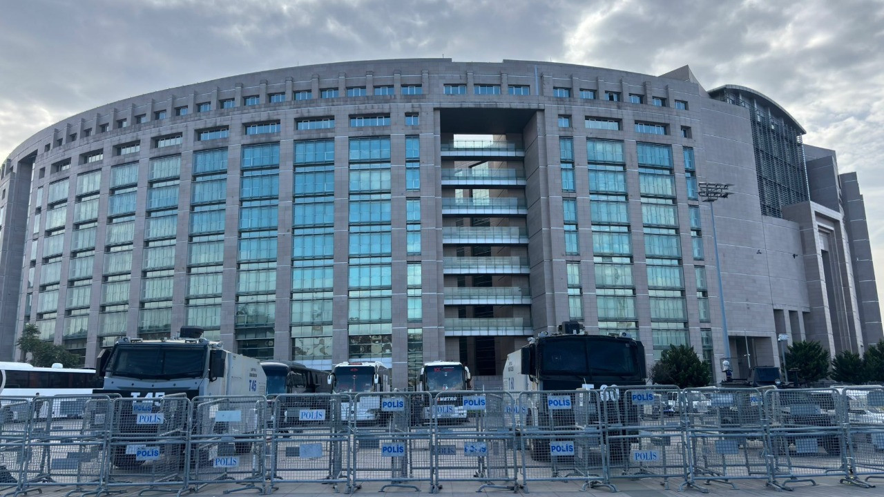 Gaziosmanpaşa'da seçim sürecinde yaşanan tartışmaya açılan davanın ilk duruşması yapıldı