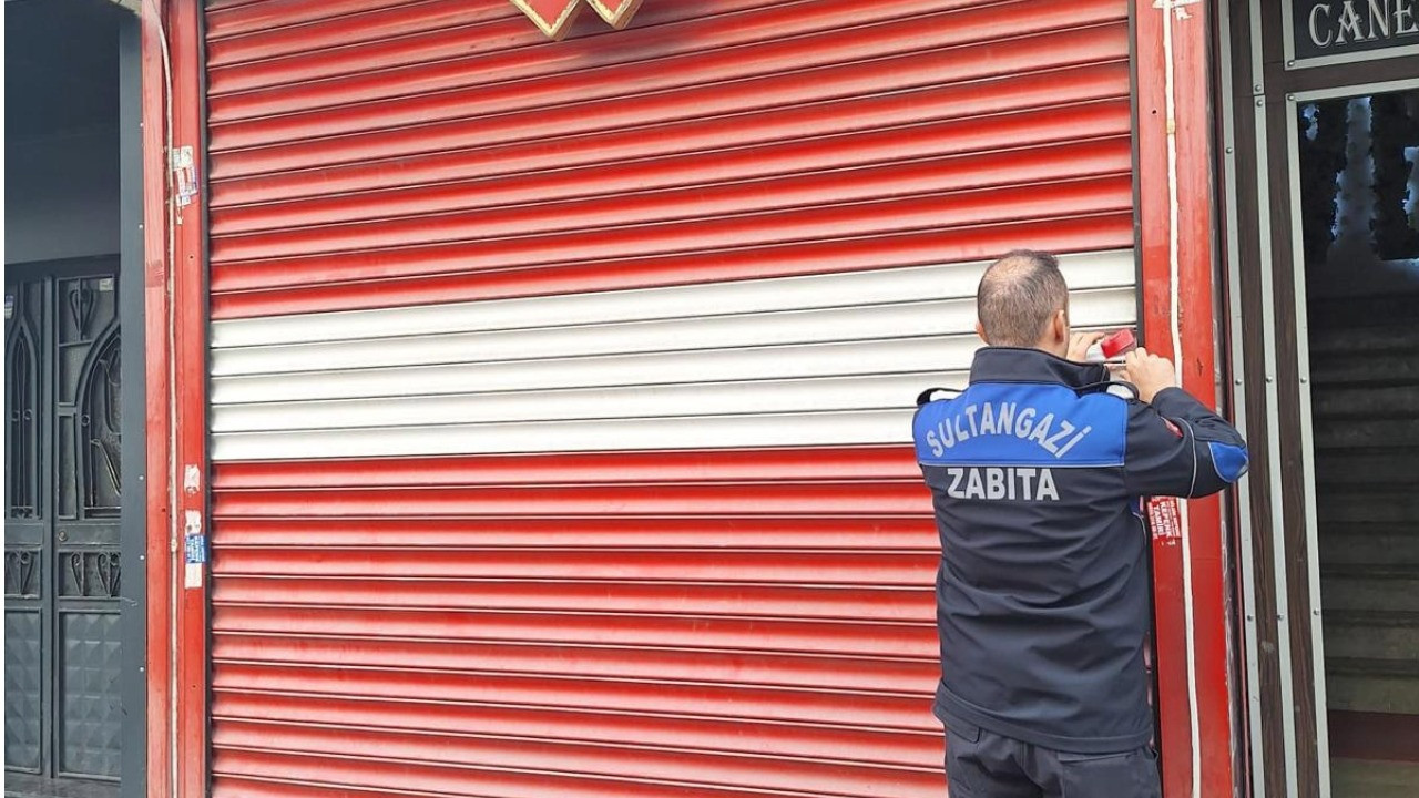 Giyinme odasında gizli kamera bulunan düğün salonuna mühür