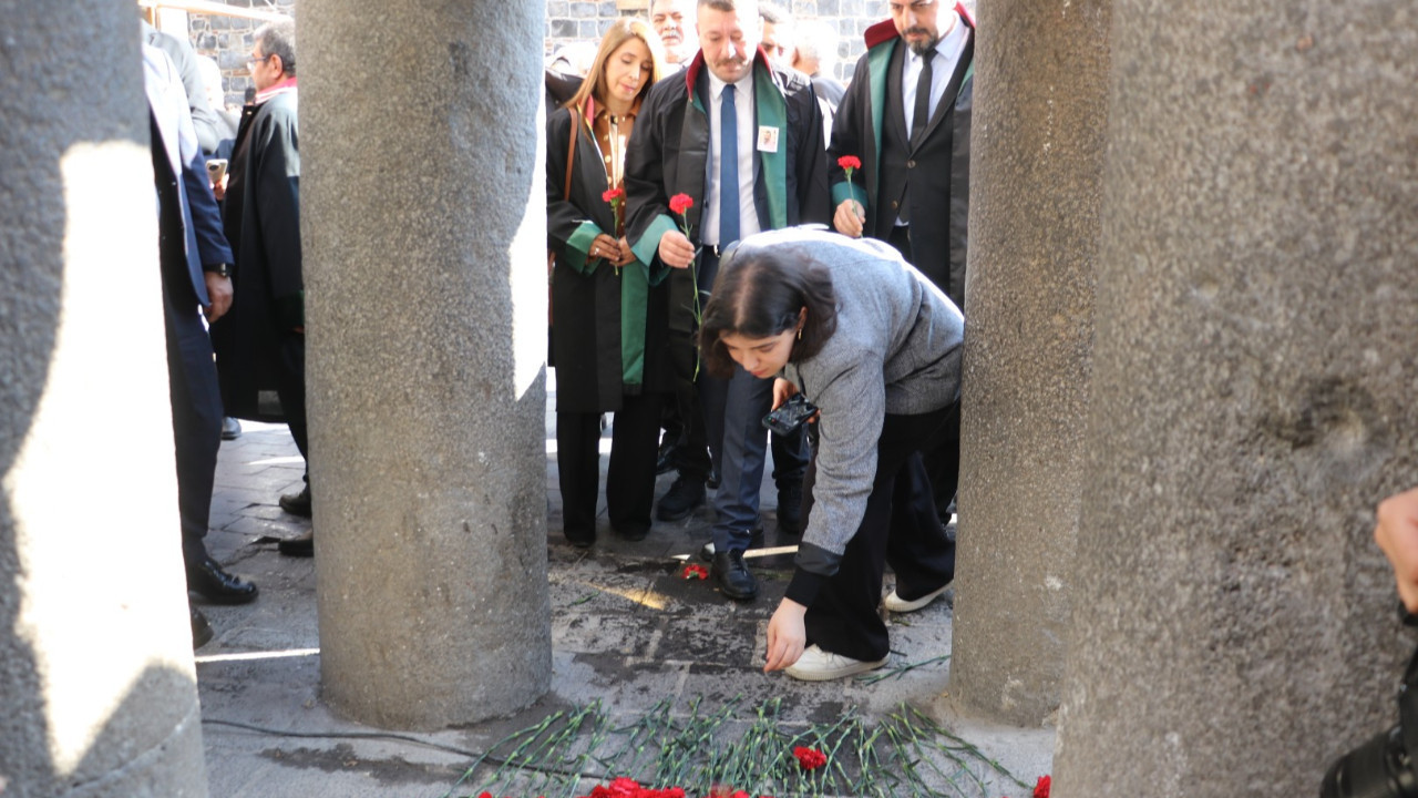 Tahir Elçi, Diyarbakır’da öldürüldüğü yerde anıldı