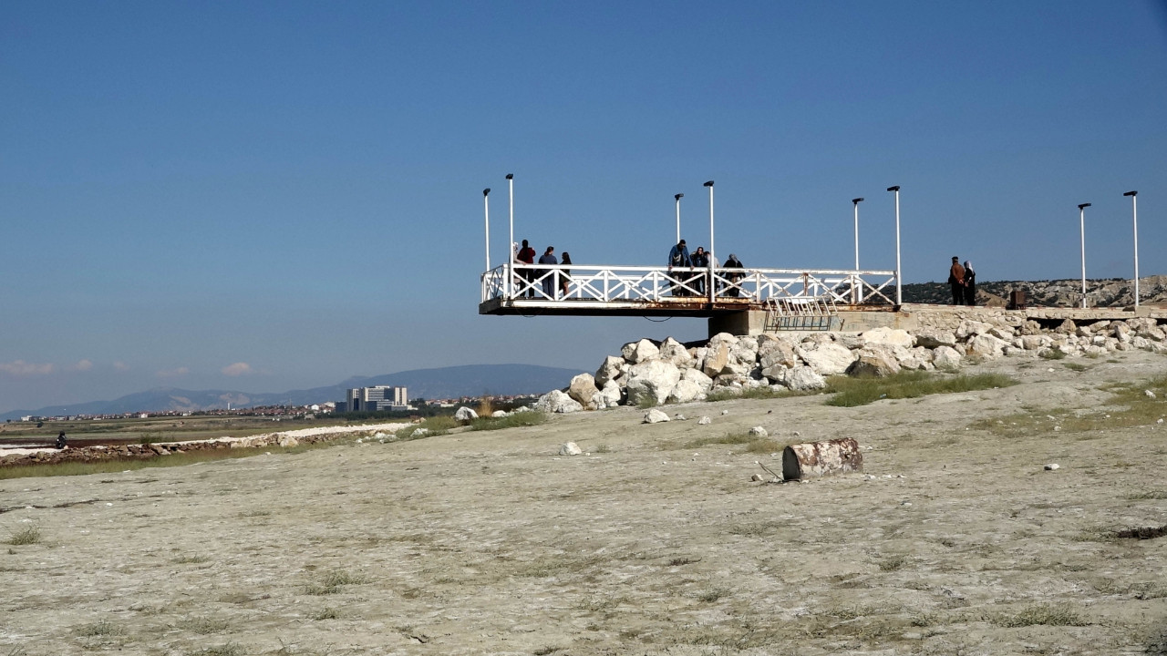 Burdur Gölü 55 yılda 21 metre kayboldu