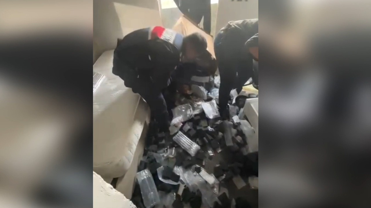 Samsun'da uyuşturucu operasyonu: 10 bin uyuşturucu hap ele geçirildi