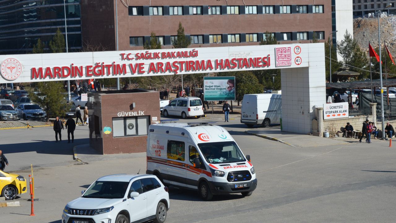 Araçta başından vurulmuş halde bulundu