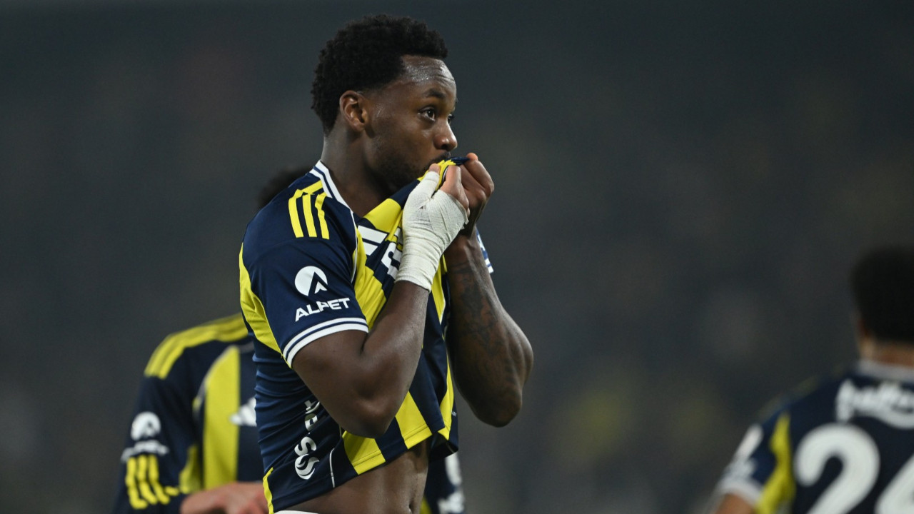 Derbilerin adamı Jhon Duran: Yine başardı