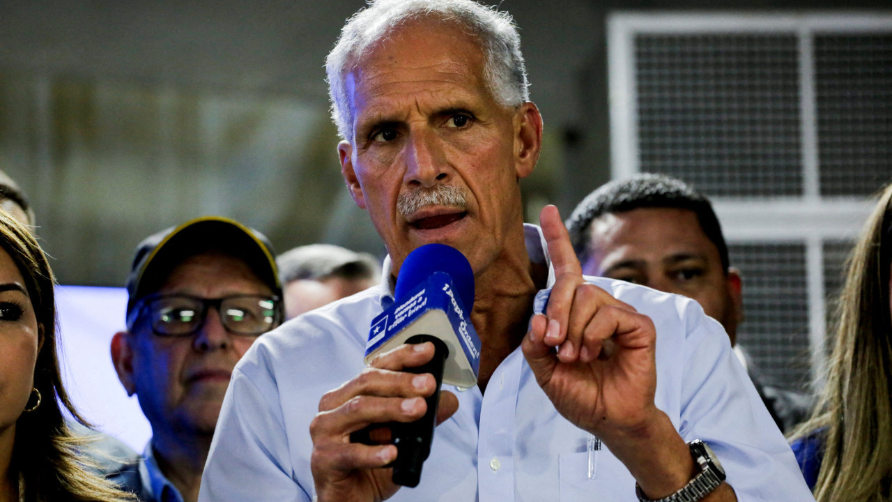 Trump tehdit etmişti: Honduras'ta sağcı aday önde