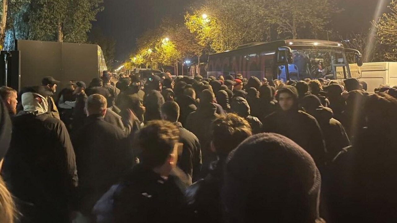 Taraftar takım otobüsünü bastı, iki futbolcu darp edildi: Nice'te kaos çıktı