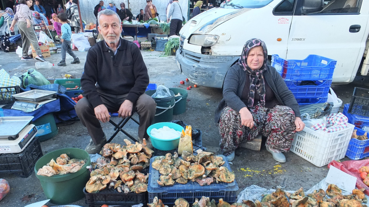 Tezgaha 400 lirayla çıktı, yağmur 100 TL'ye düşürdü