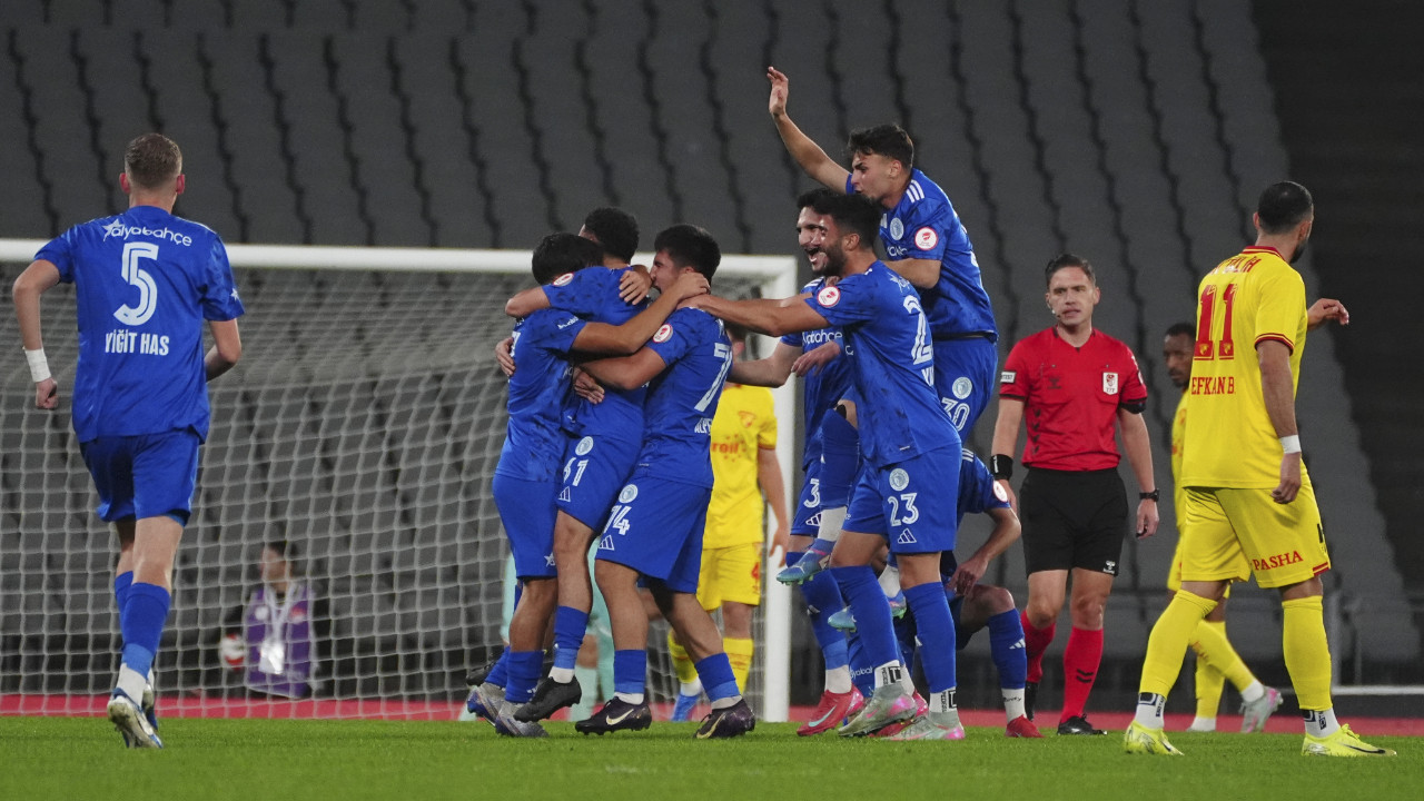 Süper Lig 4'üncüsü Göztepe'ye büyük şok: Kupada Beyoğlu Yeni Çarşı’ya elendi!