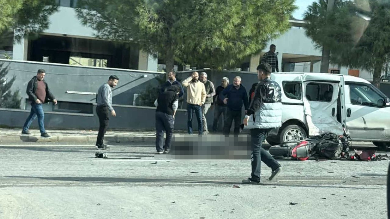 Çeşme’de feci kaza: 2 ölü