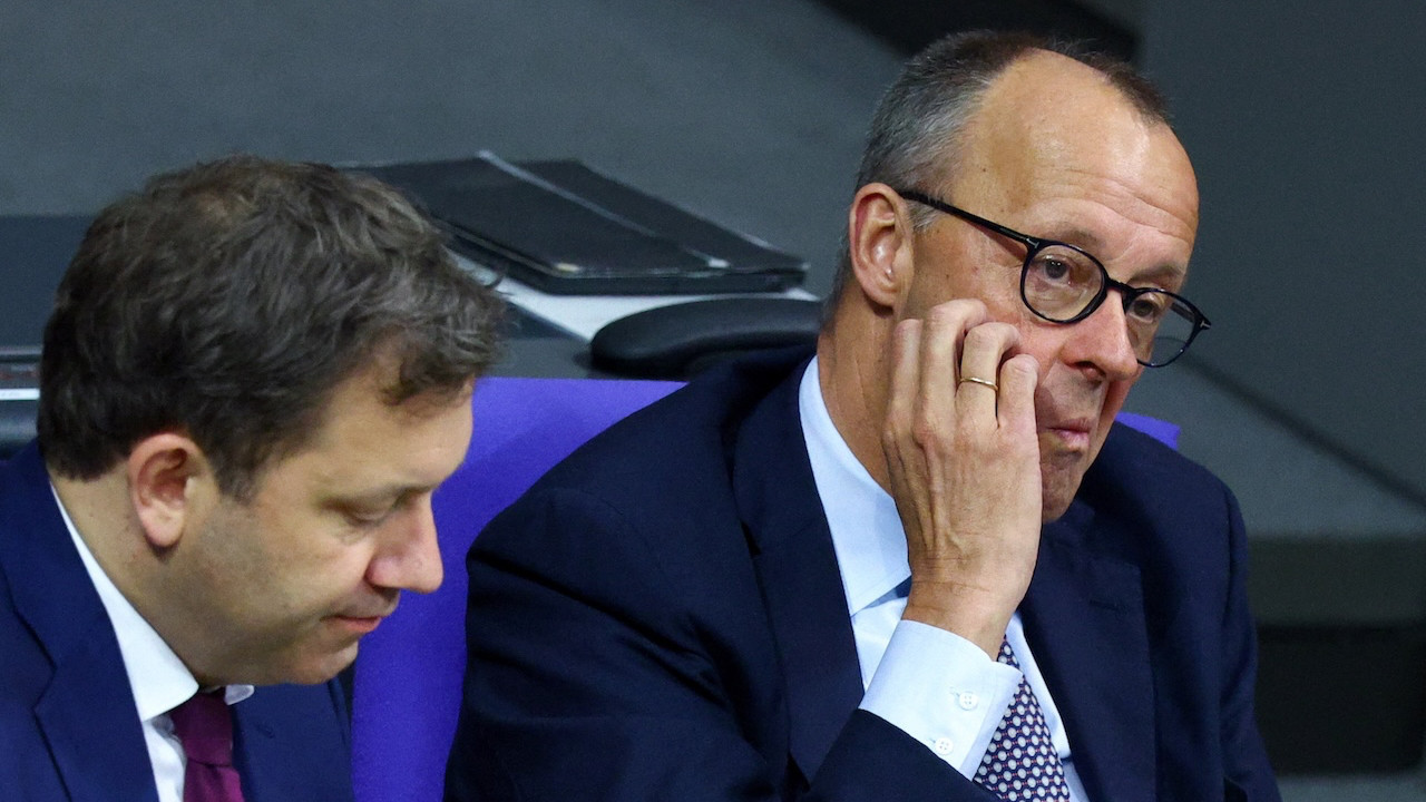 Almanya'da kritik yasa tasarısı Bundestag'tan geçti