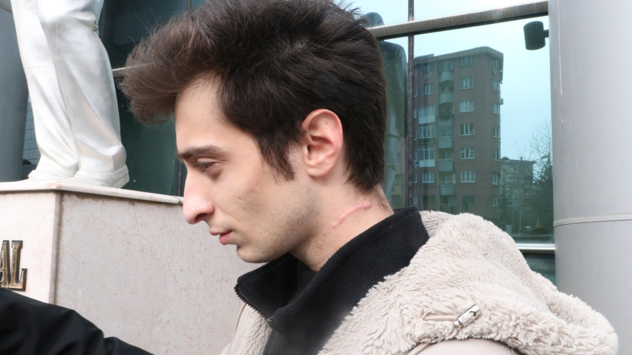 Tartıştığı büfe çalışanını boğazından bıçaklamıştı: 9 yıl 7 ay hapis cezası aldı