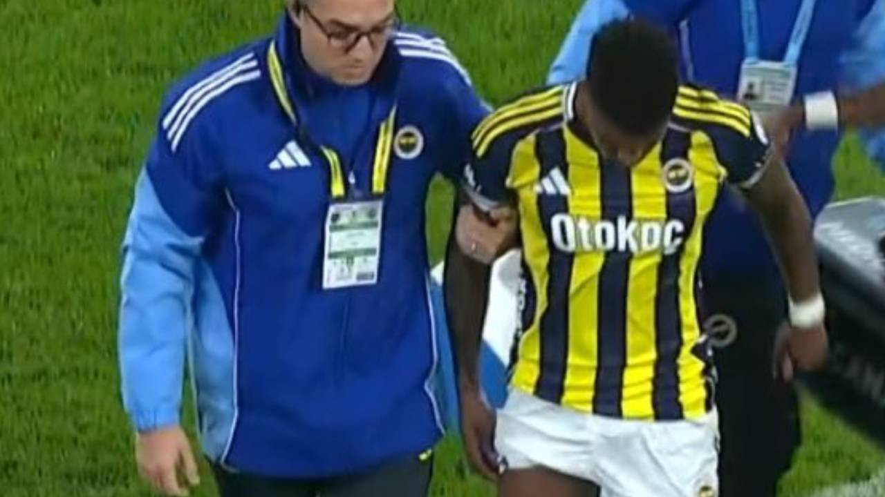 Fenerbahçe'de sakatlık şoku: Yerine Kerem girdi