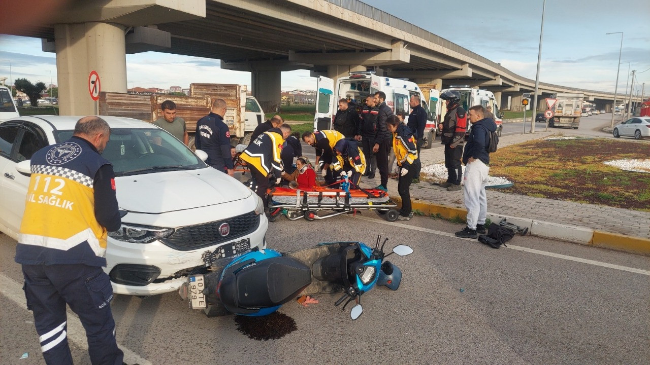 Otomobil ile motosiklet çarpıştı: 2 yaralı