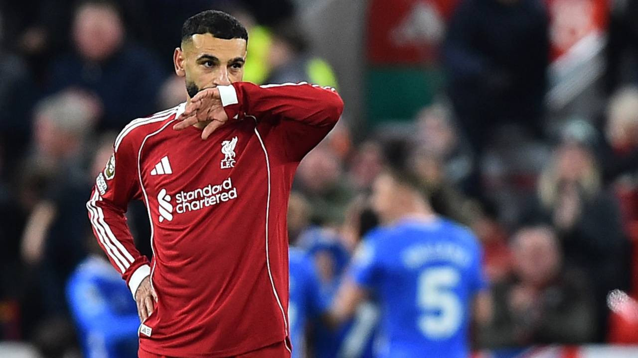 Salah 'Ayrılmak istiyorum' dedi, Liverpool'u bombaladı: 'Beni otobüsün altına attılar'
