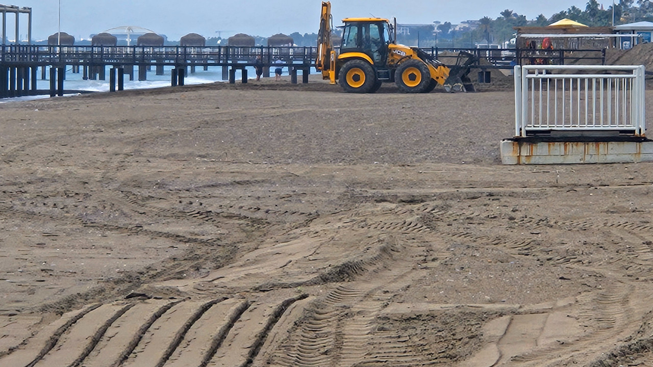 Caretta cerattaların yuvaları iş makinesiyle ezild…