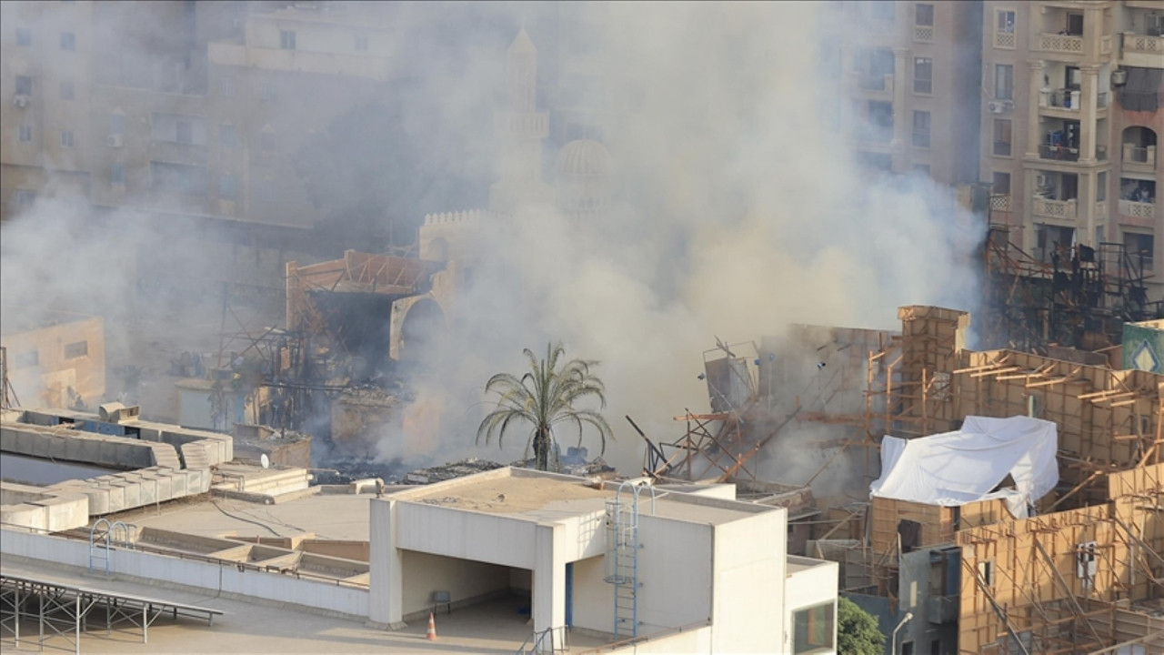 7 katlı ofiste yangın: 20 ölü