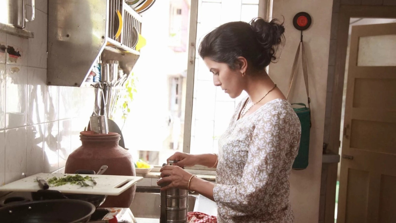 Dünyanın en büyük sosyal deneylerinden biri: Milyonlarca kadına ev işi ödemesi