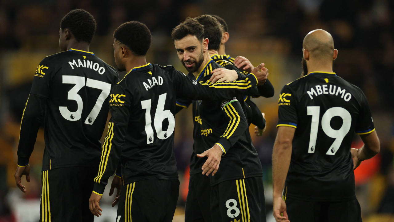 Wolverhampton'a bir tekme de Manchester United vurdu!