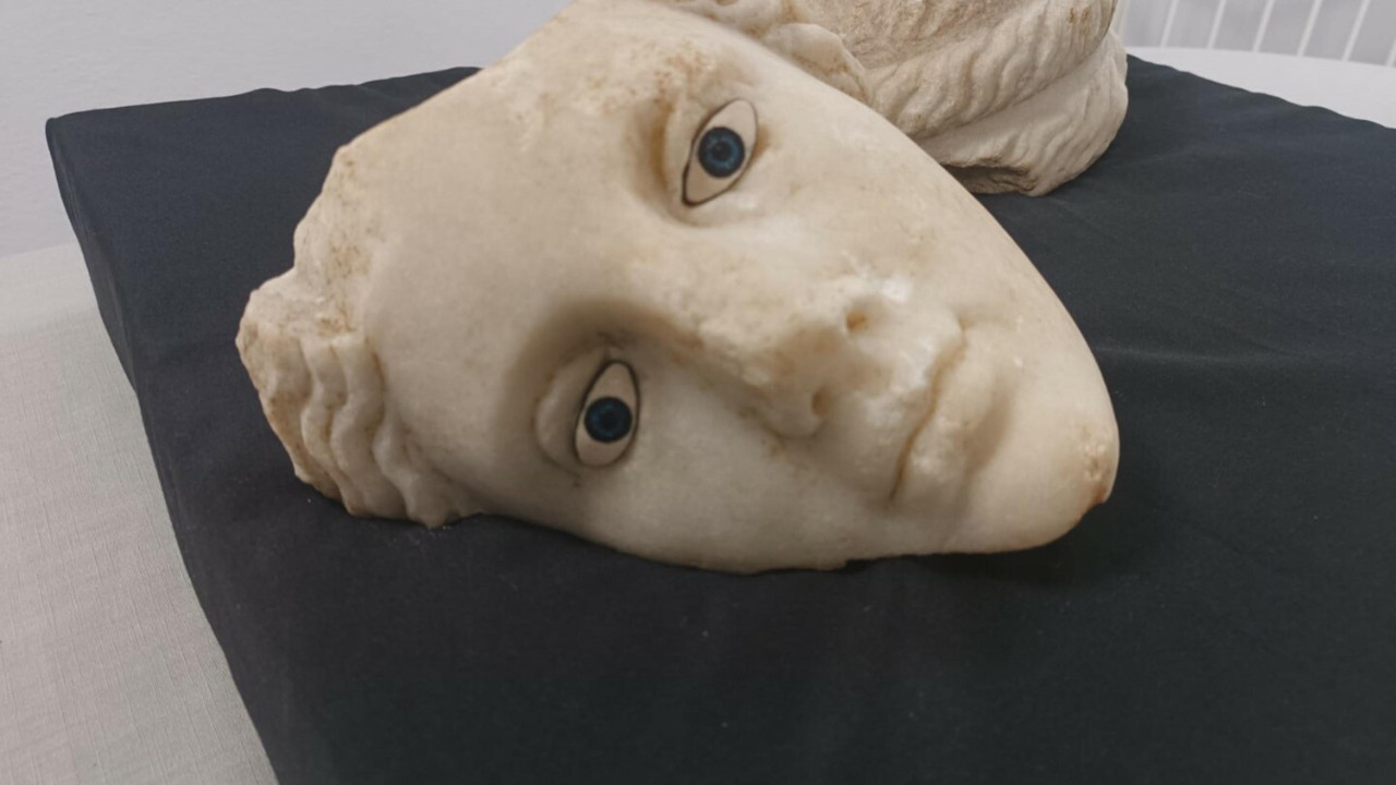 Mermer tanrıça başı bulundu: Hestia'ya ait olabilir