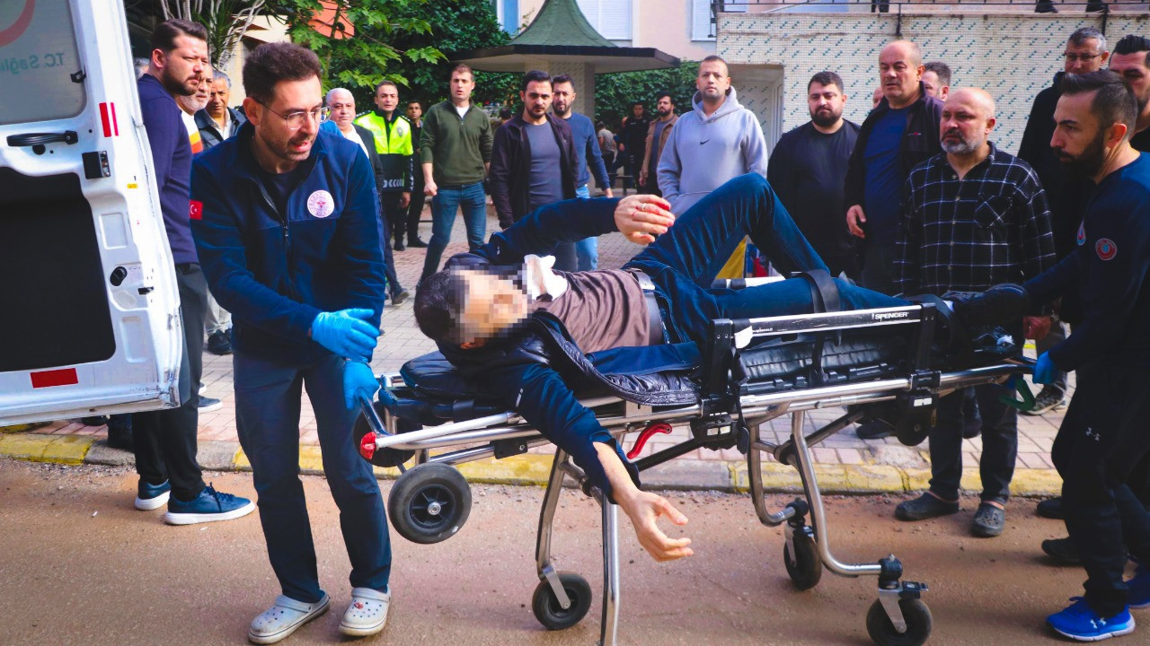 Yeğenini öldürüp eniştesini yaraladıktan sonra intihara kalkıştı