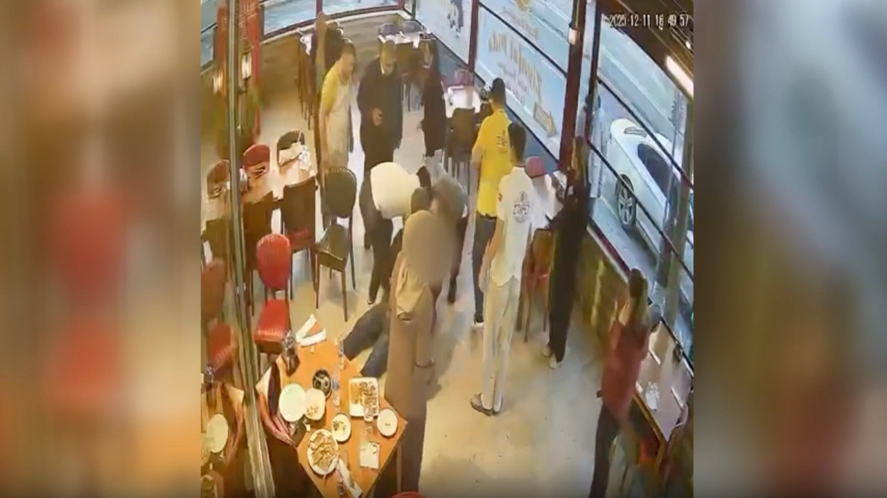 Fenalaşan müşterisine son anda müdahale etti