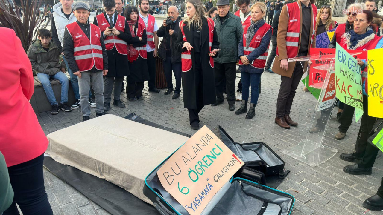 Barınamayan öğrencilerin yatağına müdahale