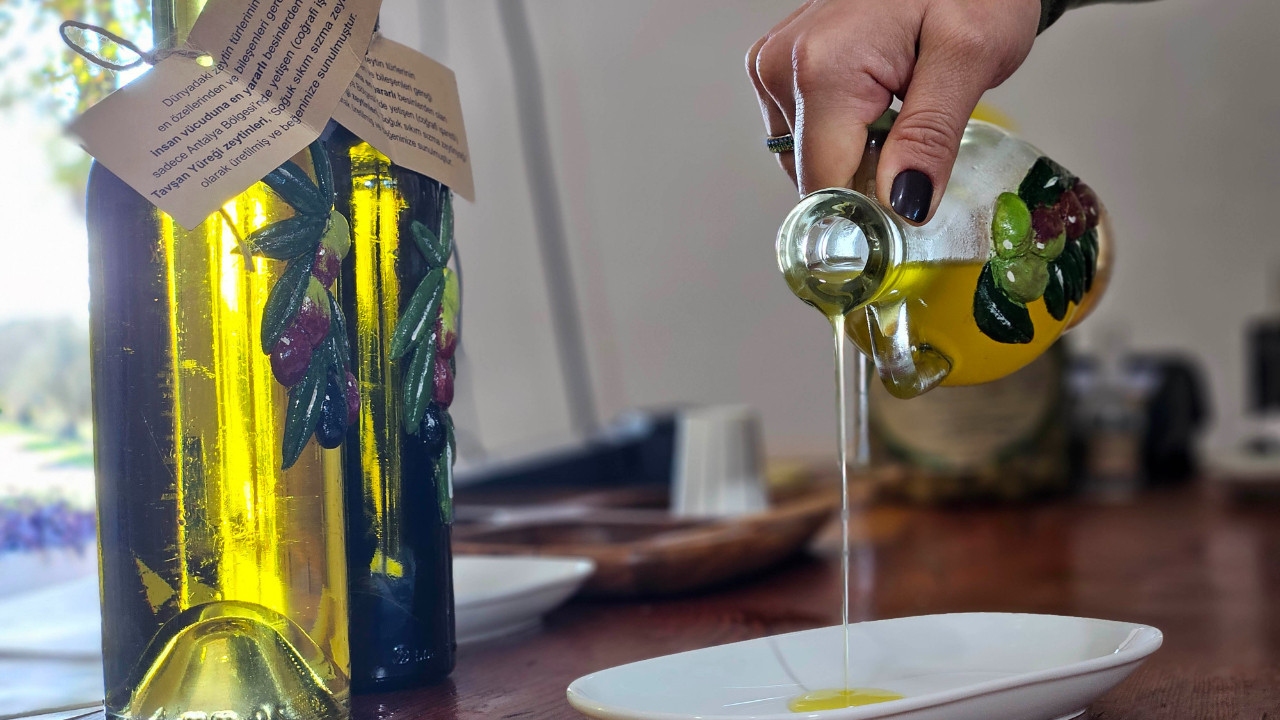 'Dünyanın en sağlıklı zeytinyağı' diye biliniyor: Litresi 1500 TL