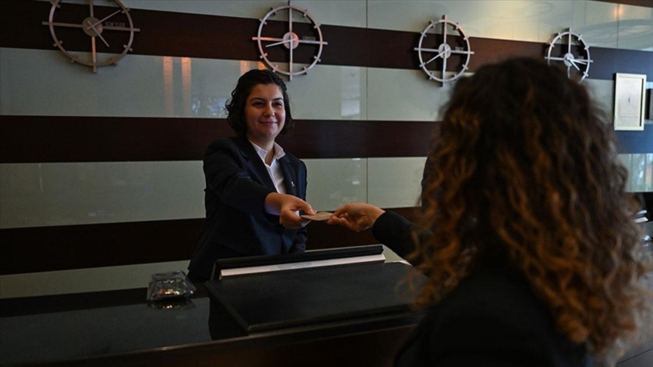 Hizmet üretimi aralıkta artış gösterdi