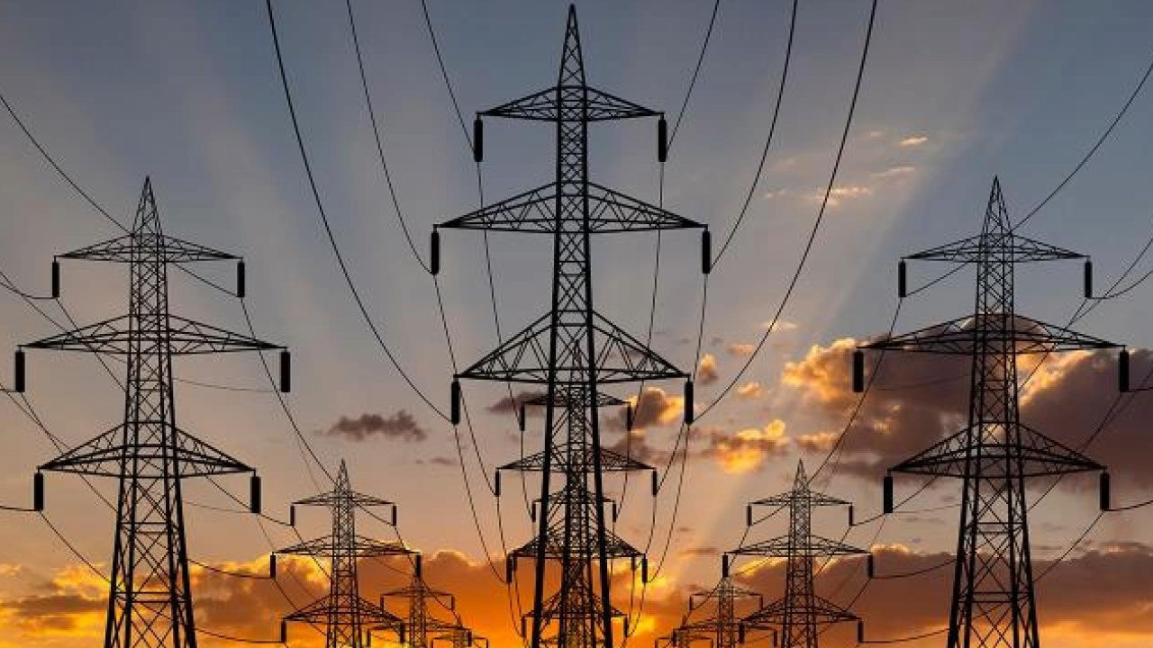 EPDK, elektrik dağıtım şirketleri için 5 yıllık makul getiri oranını yüzde 14,46 olarak belirledi