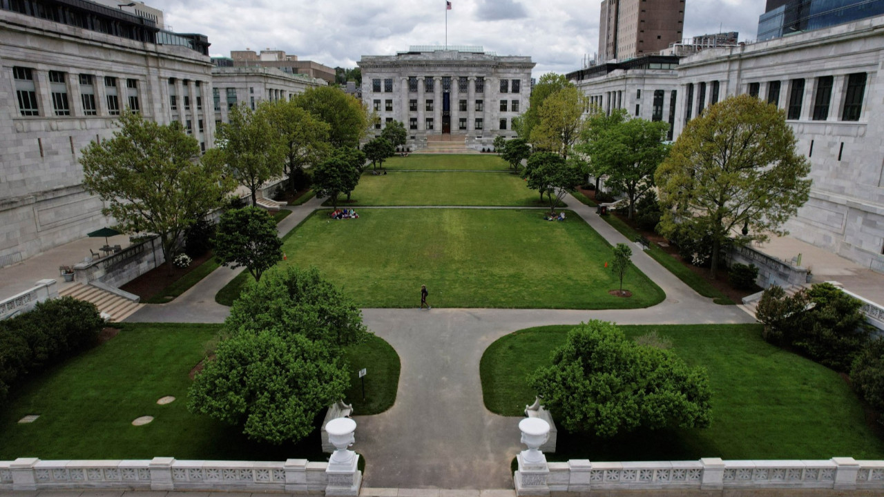 İnsan kalıntılarını gizlice satmıştı: Harvard'ın m…