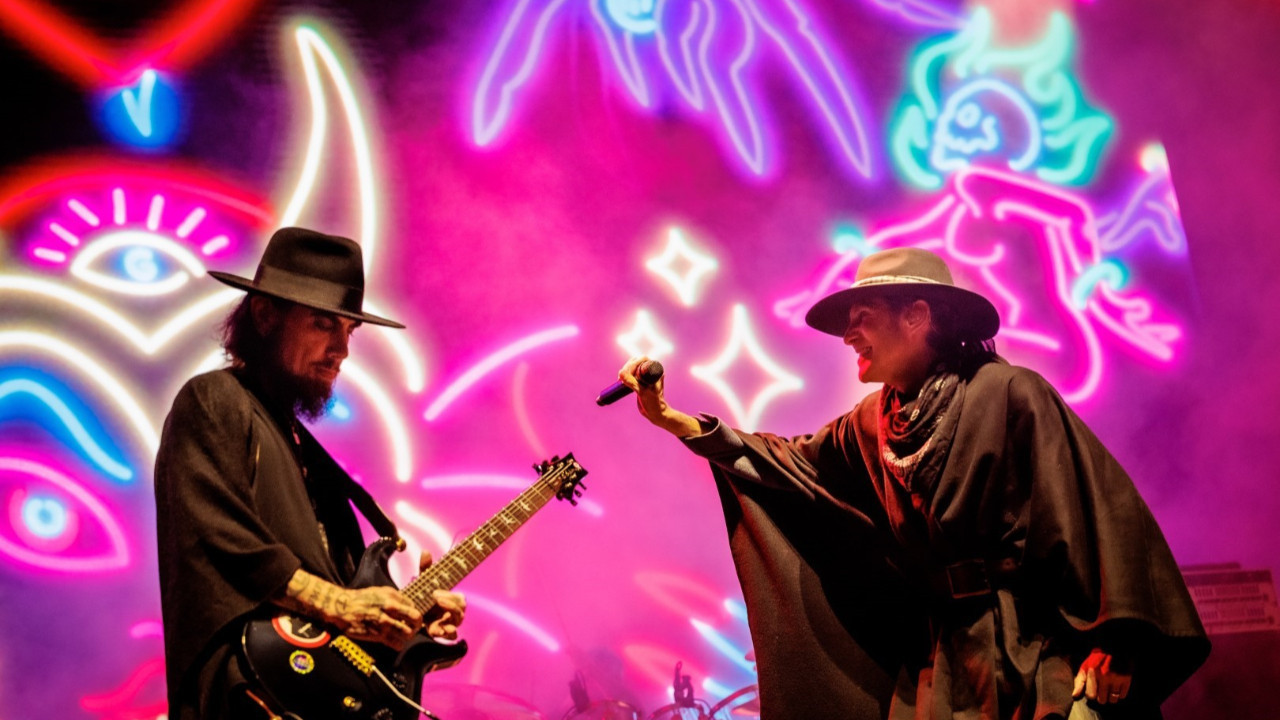 Kavganın bitmediği ünlü grup resmen dağıldı