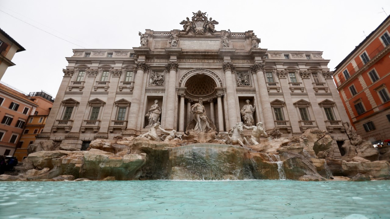 Ünlü çeşmeye yaklaşmak ücretli oldu