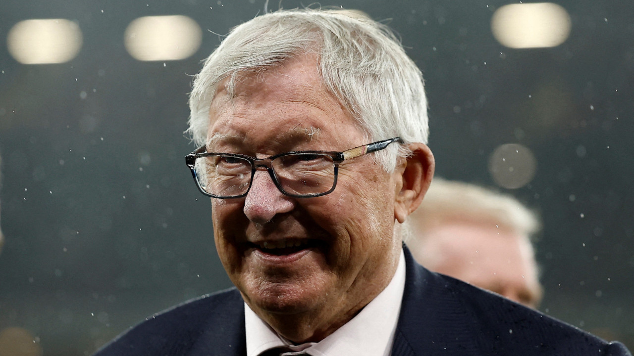 Sir Alex Ferguson MANU taraftarlarını üzdü: Şampiyonluk kehaneti