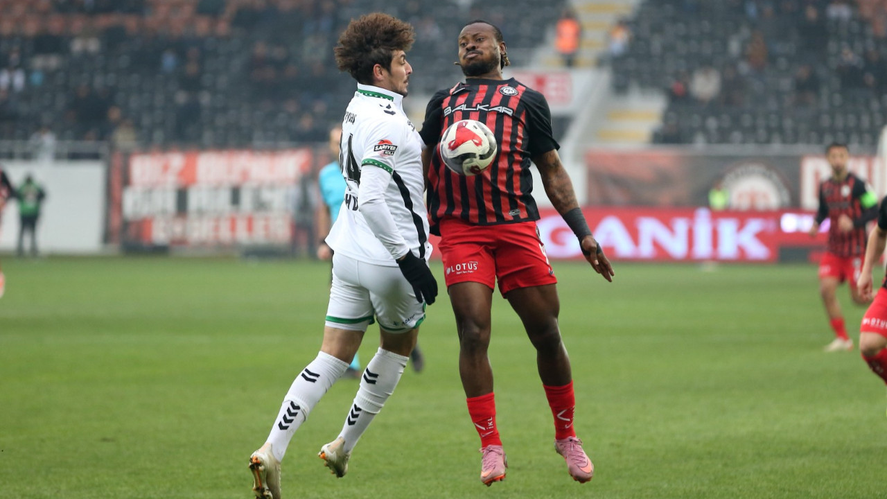 Çorum evinde Sakaryaspor'u rahat geçti: 2-0