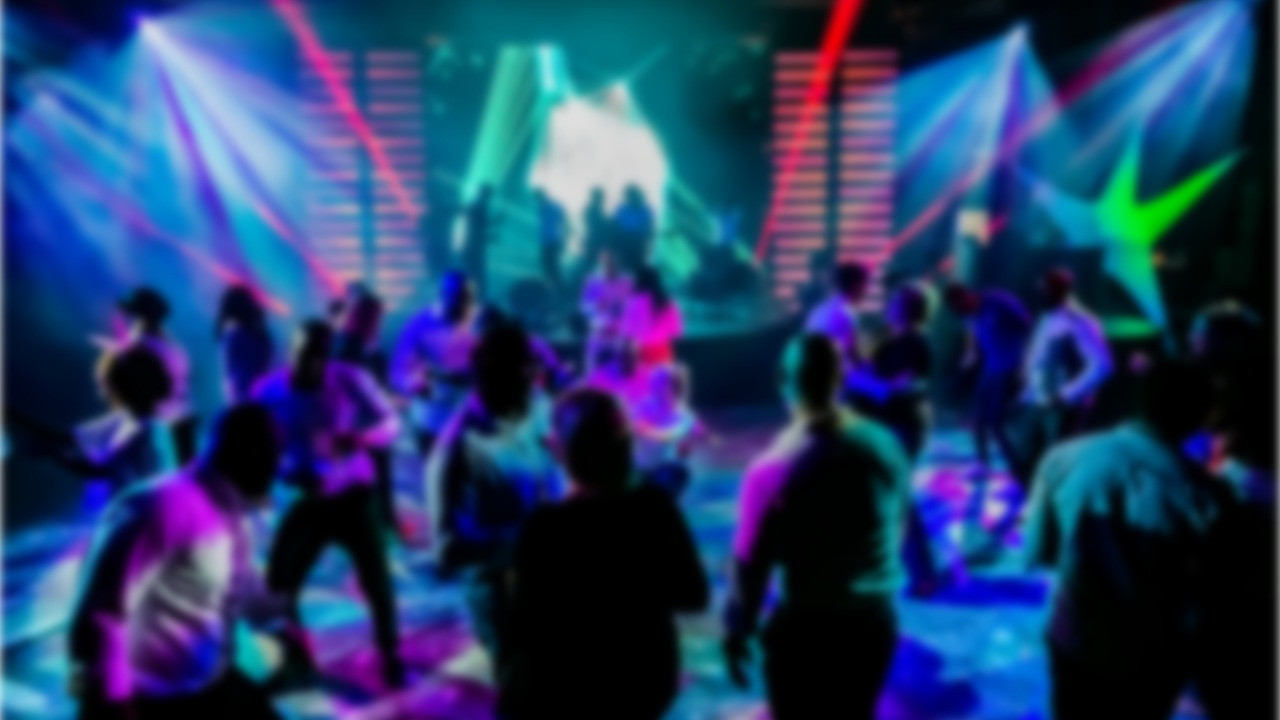 Eğlence mekanına baskın: 9 ölü