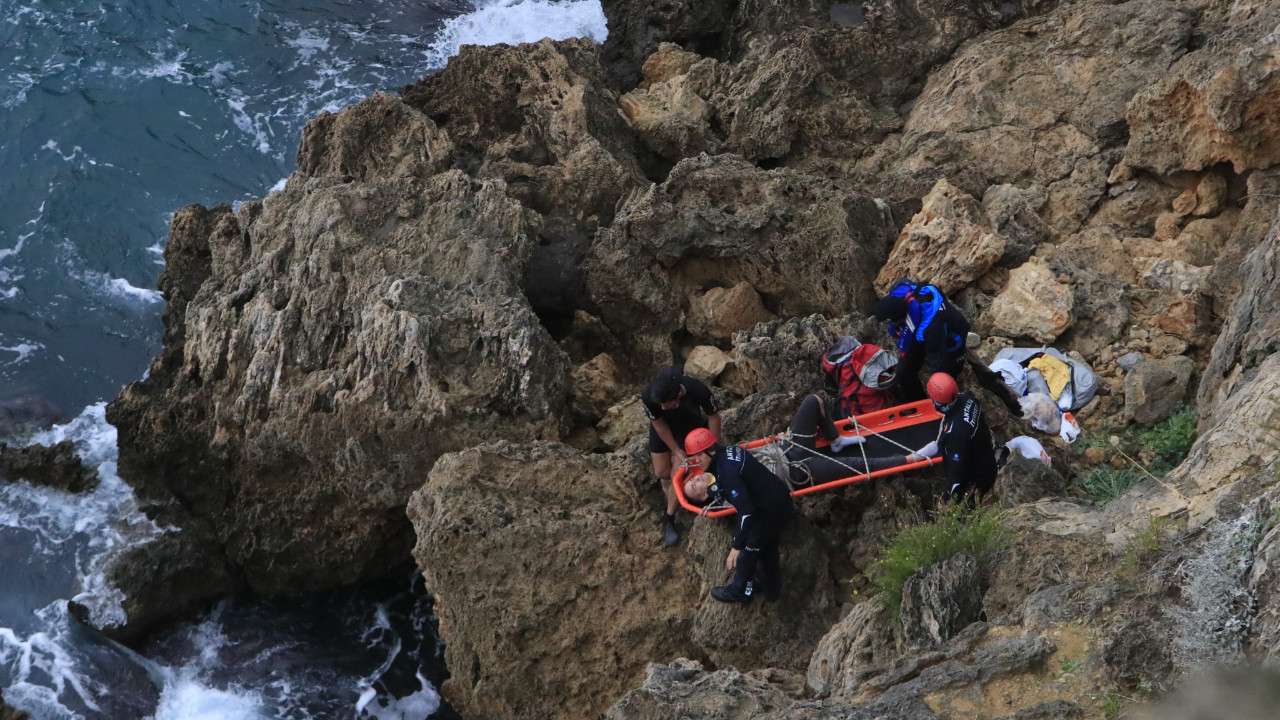 Balık tutmak için indi, gözünü hastanede açtı