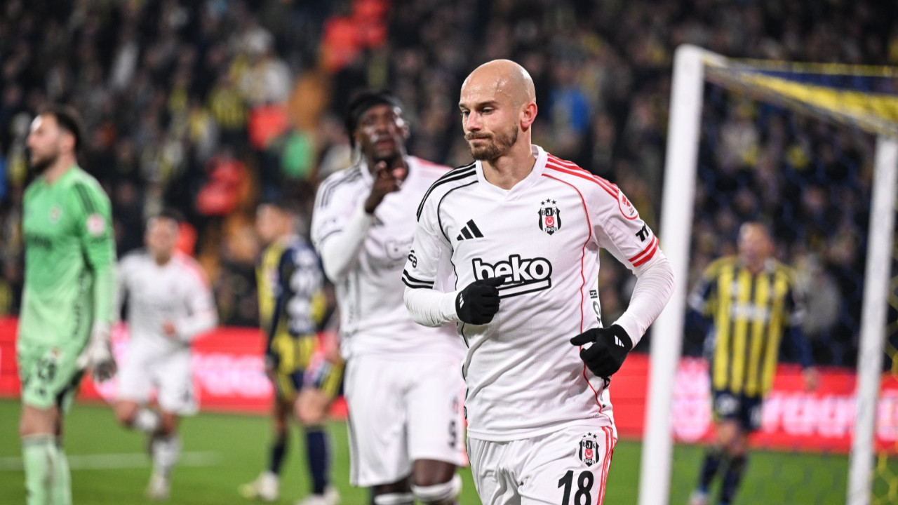 Beşiktaş kupa derbisinde Fenerbahçe'yi yıktı: 1-2