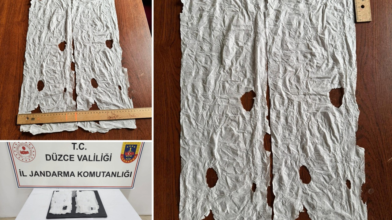 Şeytanın aklına gelmez! Ayakkabısının tabanından çıktı