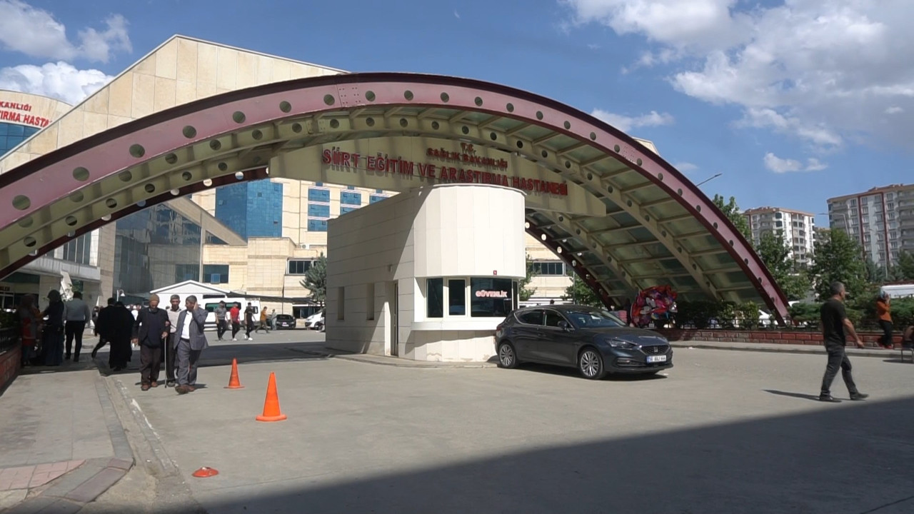 Siirt merkezli "resmi belgede sahtecilik" ve "rüşvet" soruşturmasında 19 zanlı tutuklandı